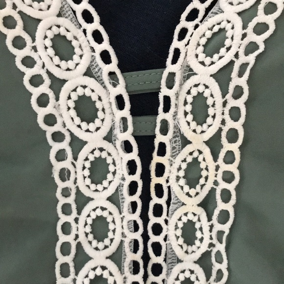 One piece swimsuit - Picture 3 of 4